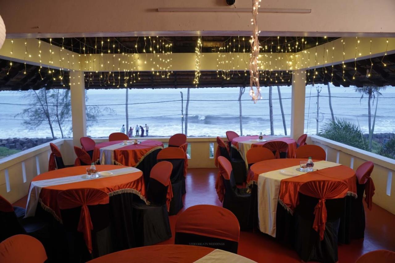Cherai Beach Palace Exterior photo
