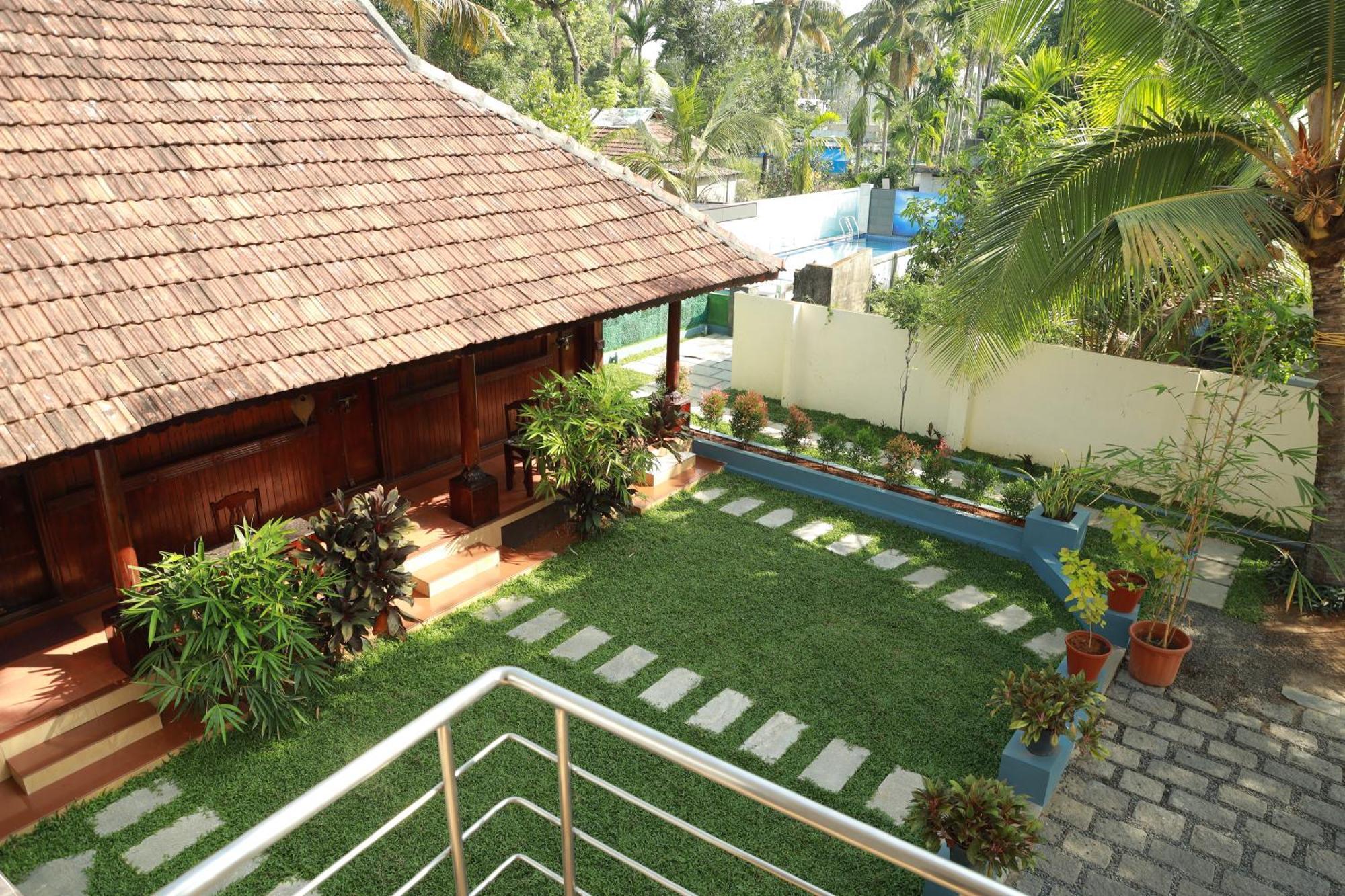 Cherai Beach Palace Exterior photo