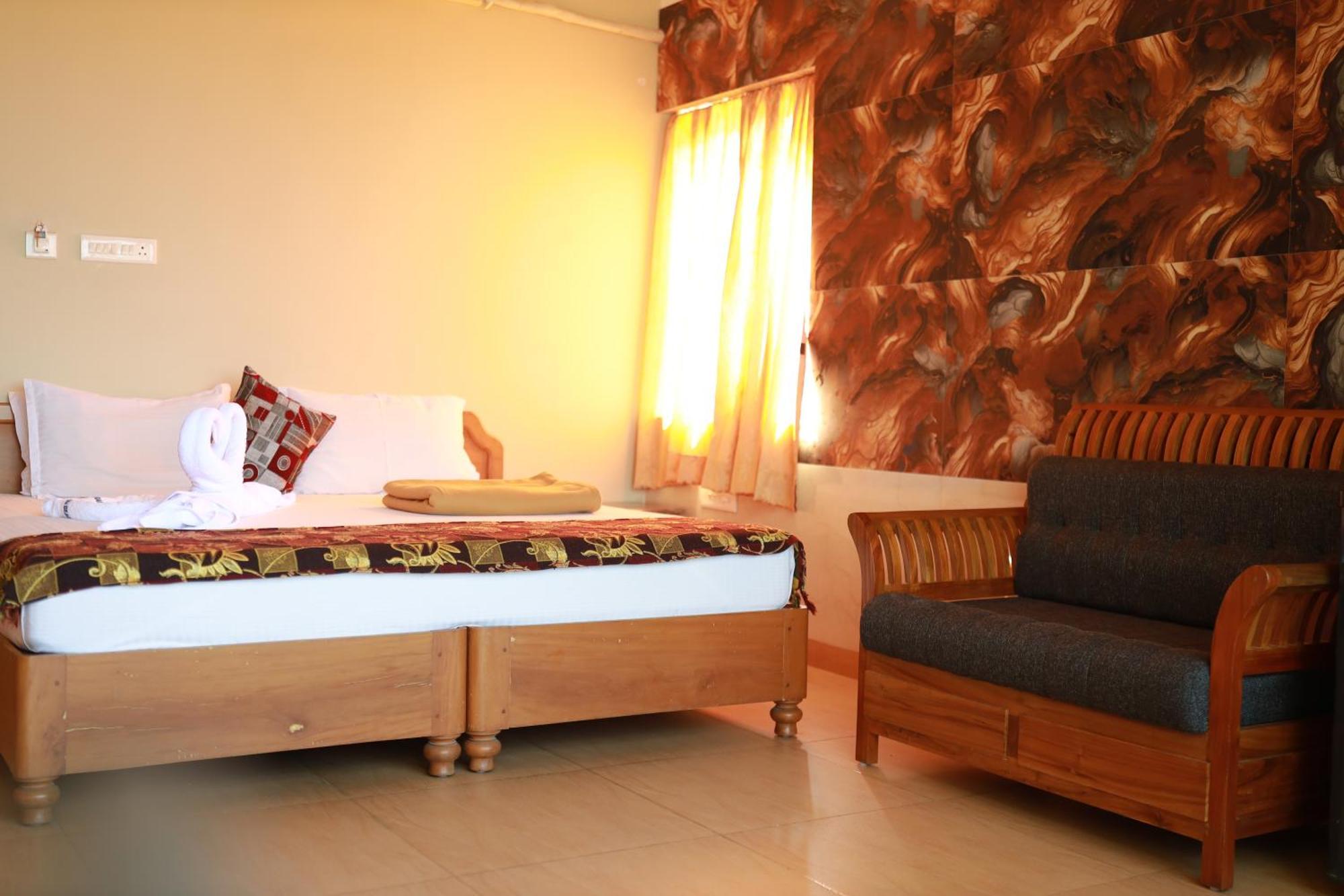 Cherai Beach Palace Exterior photo